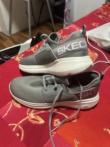 Sketchers