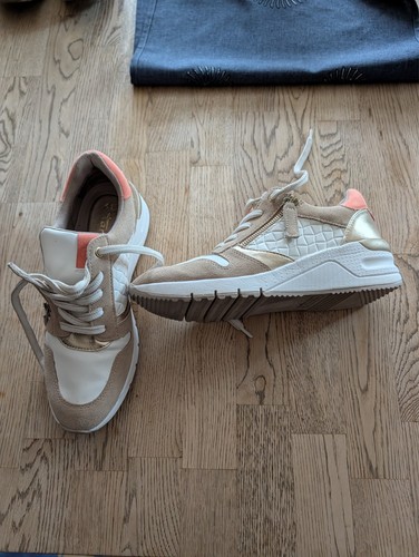 Verkaufe damen sneaker tamaris - damen,